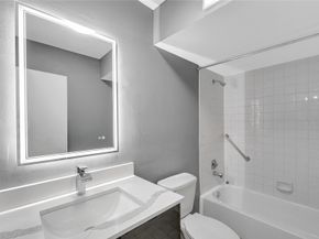 10433 Sunrise Lakes Blvd 409, Sunrise FL 33322
