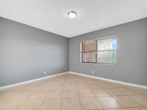 10433 Sunrise Lakes Blvd 409, Sunrise FL 33322