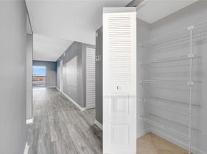 10433 Sunrise Lakes Blvd 409, Sunrise FL 33322