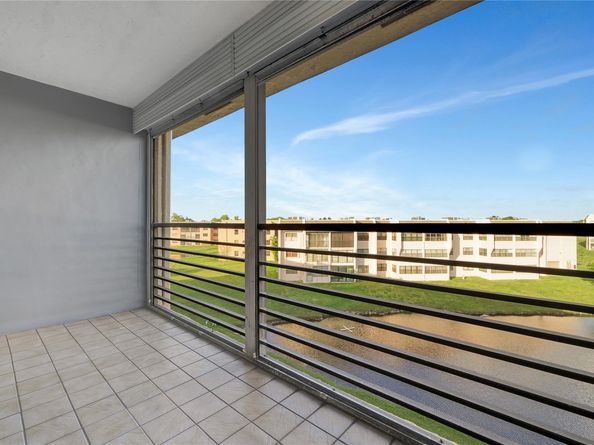 10433 Sunrise Lakes Blvd 409, Sunrise FL 33322