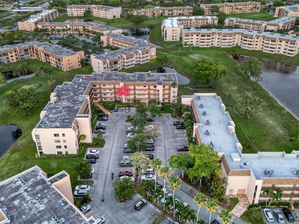 10433 Sunrise Lakes Blvd 409, Sunrise FL 33322