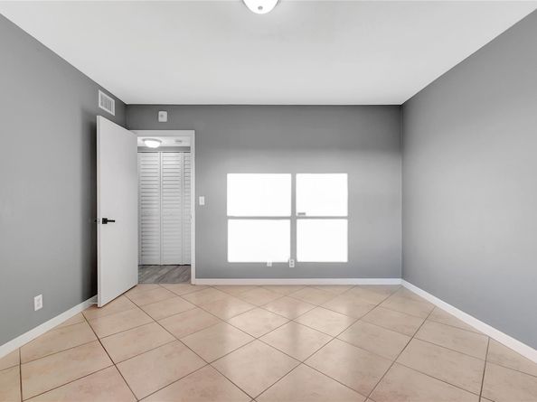 10433 Sunrise Lakes Blvd 409, Sunrise FL 33322
