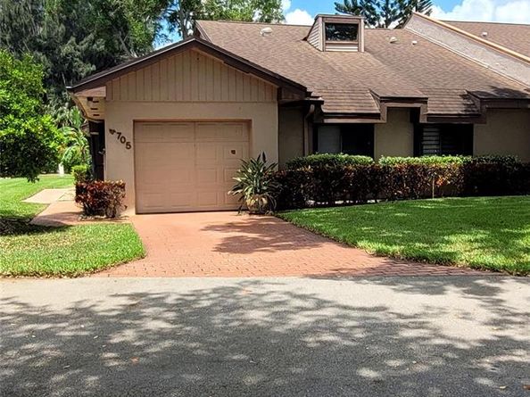 4705 Fountains Dr S 4705, Lake Worth FL 33467