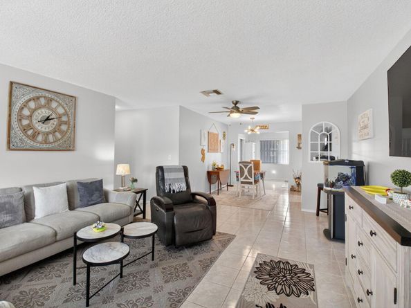 1909 SW 17th Avenue, Boynton Beach FL 33426