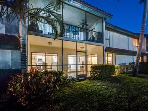 6 E Lexington Lane C, Palm Beach Gardens FL 33418