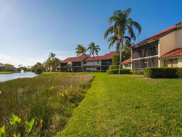 6 E Lexington Lane C, Palm Beach Gardens FL 33418