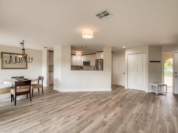 6 E Lexington Lane C, Palm Beach Gardens FL 33418