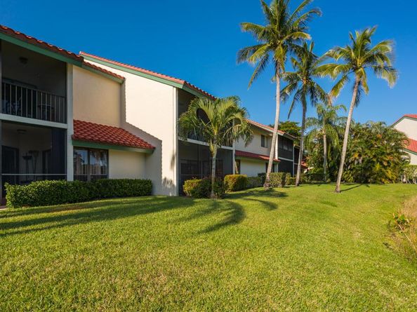 6 E Lexington Lane C, Palm Beach Gardens FL 33418