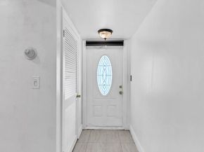 8941 S Hollybrook Blvd 104, Pembroke Pines FL 33025