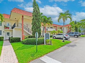 8941 S Hollybrook Blvd 104, Pembroke Pines FL 33025