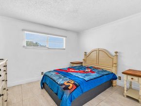 8941 S Hollybrook Blvd 104, Pembroke Pines FL 33025