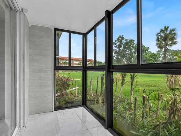 8941 S Hollybrook Blvd 104, Pembroke Pines FL 33025