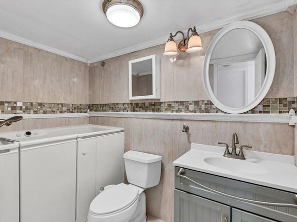 8941 S Hollybrook Blvd 104, Pembroke Pines FL 33025