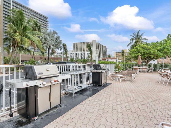 1009 N Ocean Blvd 511, Pompano Beach FL 33062