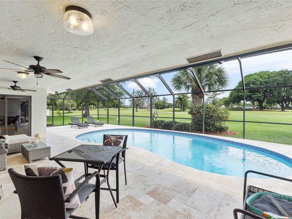 8208 NW 80th St, Tamarac FL 33321