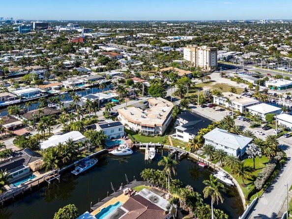 2201 SE 9th Street 107, Pompano Beach FL 33062