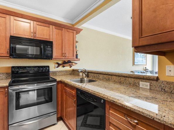 2201 SE 9th Street 107, Pompano Beach FL 33062