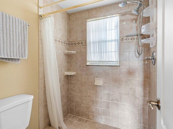 2201 SE 9th Street 107, Pompano Beach FL 33062
