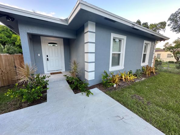 723 20th Street, West Palm Beach FL 33407