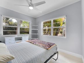 1511 S Palmway, Lake Worth Beach FL 33460