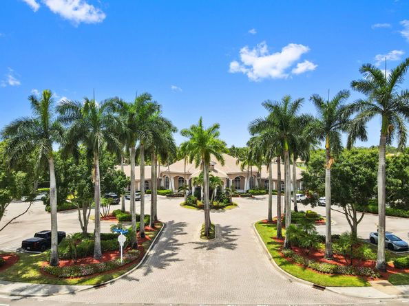 4453 N San Andros, West Palm Beach FL 33411