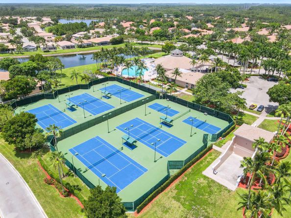 4453 N San Andros, West Palm Beach FL 33411