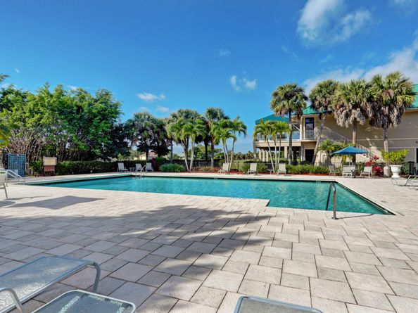 7411 Ironhorse Boulevard, West Palm Beach FL 33412
