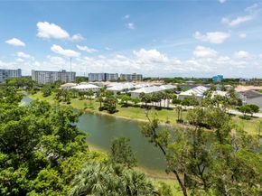 3850 Washington St 710, Hollywood FL 33021