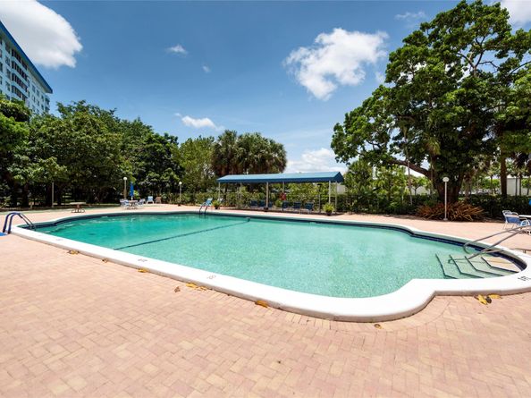 3850 Washington St 710, Hollywood FL 33021