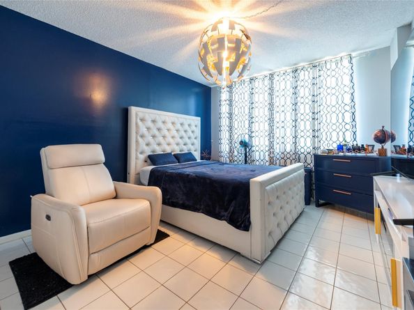 3850 Washington St 710, Hollywood FL 33021