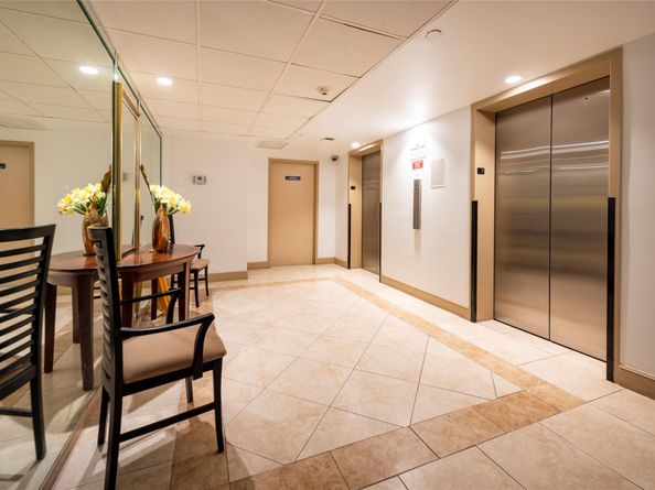 3850 Washington St 710, Hollywood FL 33021