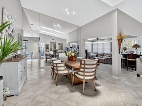 5743 Lakeview Mews Circle, Boynton Beach FL 33437