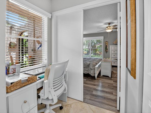 5743 Lakeview Mews Circle, Boynton Beach FL 33437