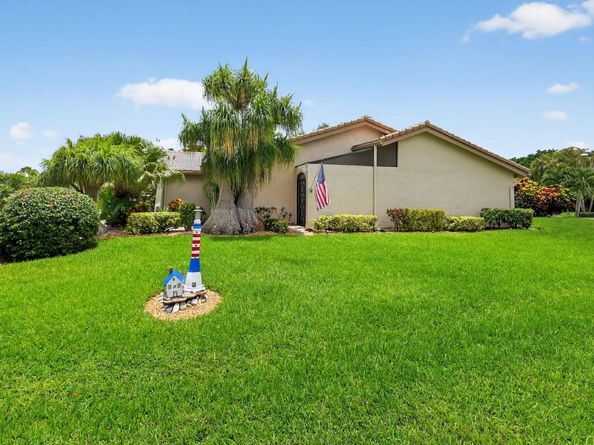 5743 Lakeview Mews Circle, Boynton Beach FL 33437