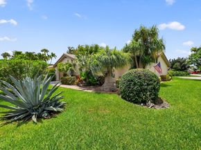 5743 Lakeview Mews Circle, Boynton Beach FL 33437