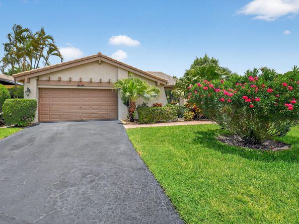 5743 Lakeview Mews Circle, Boynton Beach FL 33437