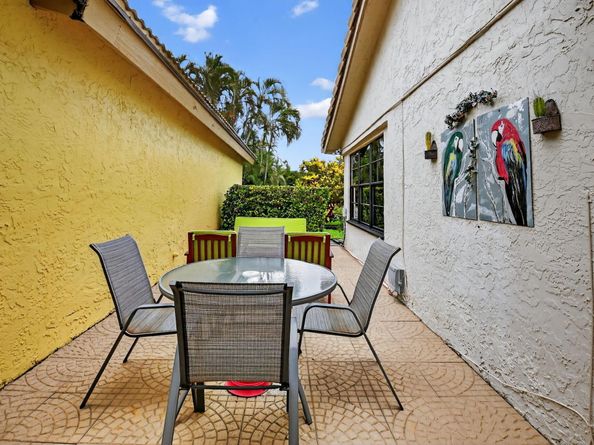 5743 Lakeview Mews Circle, Boynton Beach FL 33437