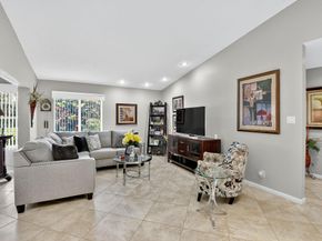 5743 Lakeview Mews Circle, Boynton Beach FL 33437