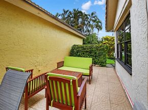 5743 Lakeview Mews Circle, Boynton Beach FL 33437