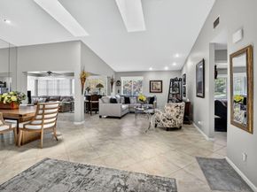 5743 Lakeview Mews Circle, Boynton Beach FL 33437