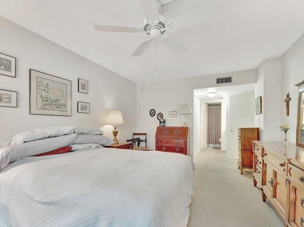 10777 W Sample Road 207, Coral Springs FL 33065