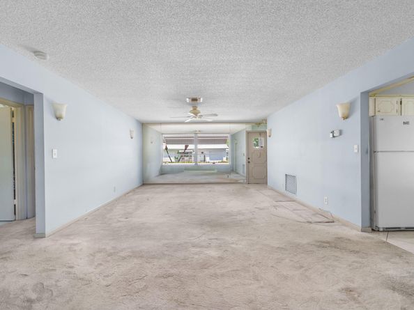 8216 NW 12th Mnr, Plantation FL 33322