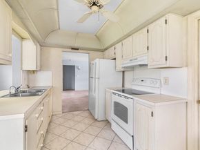 8216 NW 12th Mnr, Plantation FL 33322