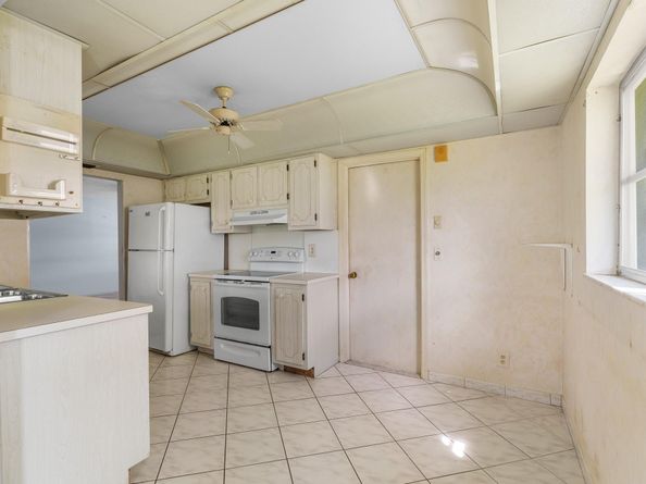 8216 NW 12th Mnr, Plantation FL 33322