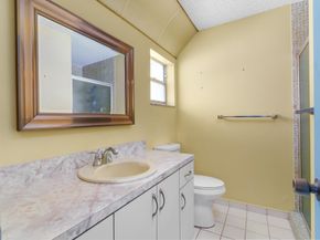 8216 NW 12th Mnr, Plantation FL 33322