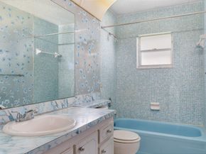 8216 NW 12th Mnr, Plantation FL 33322