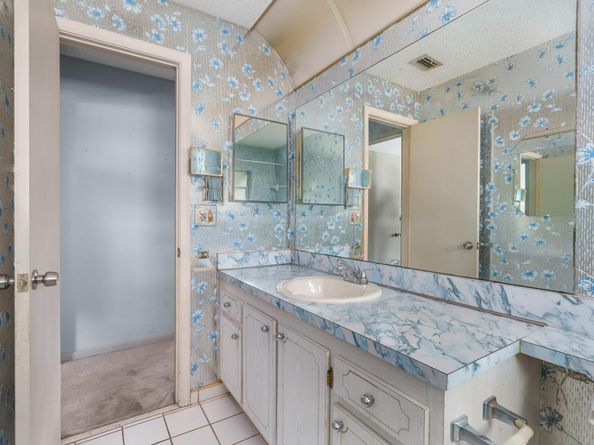 8216 NW 12th Mnr, Plantation FL 33322