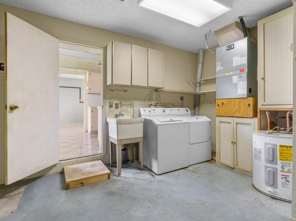 8216 NW 12th Mnr, Plantation FL 33322