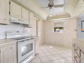 8216 NW 12th Mnr, Plantation FL 33322