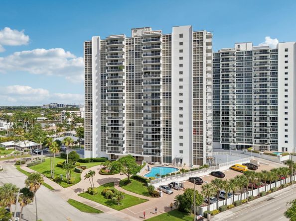 2701 N Ocean Blvd 4C, Fort Lauderdale FL 33308